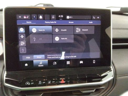 Used 2022 Jeep Compass Limited image 22