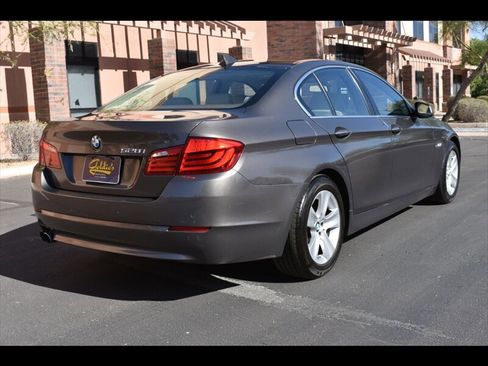 Used 2012 BMW 528i Sedan RWD image 7