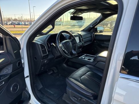 Used 2021 Ford Expedition Limited image 20