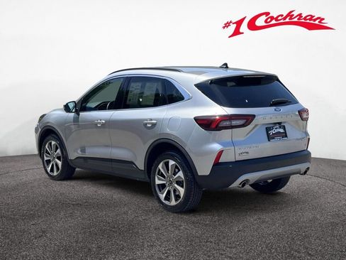 Used 2024 Ford Escape Platinum AWD/4WD image 9
