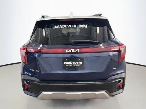 Used 2024 Kia Seltos S AWD/4WD image 8