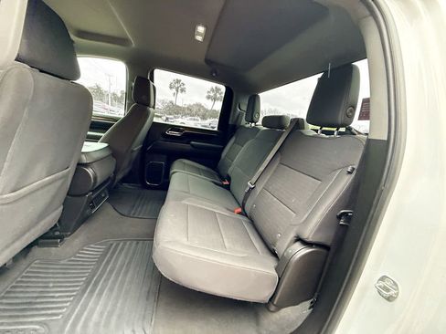 Used 2024 Chevrolet Silverado 3500 LT image 27