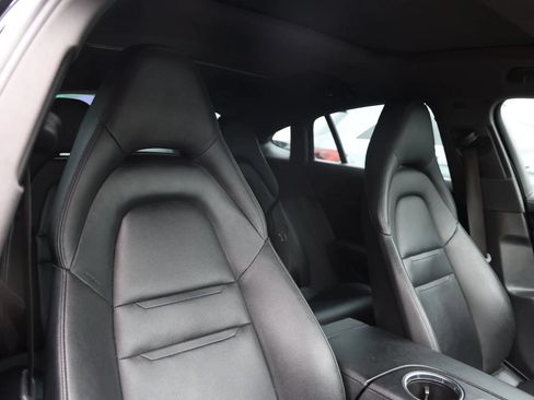 Used 2018 Porsche Panamera 4S AWD/4WD image 34