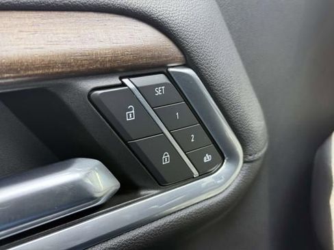 Certified 2023 Chevrolet Silverado 1500 High Country w/ Technology Package AWD/4WD image 18