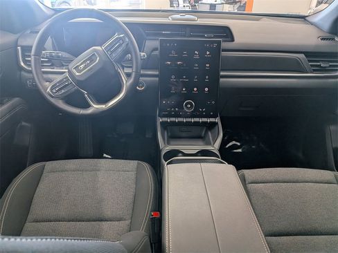 Used 2025 GMC Terrain Elevation image 20