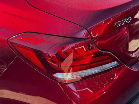 Used 2020 Genesis G70 3.3T w/ Prestige Package image 7