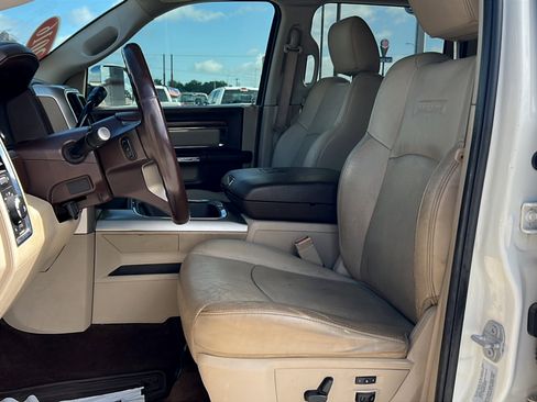 Used 2016 RAM 3500 Laramie AWD/4WD image 15