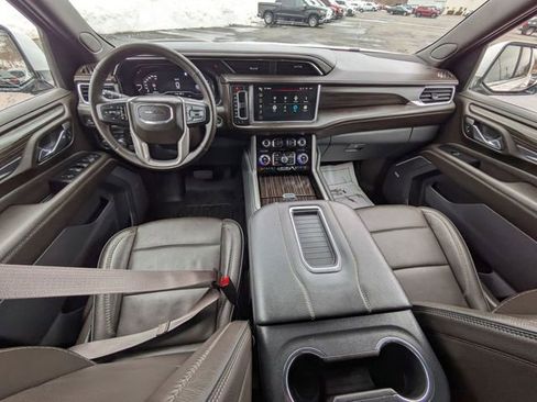 Used 2023 GMC Yukon XL Denali w/ LPO, Floor Liner Package image 33