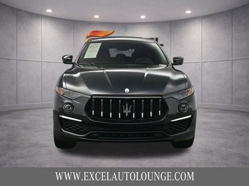 Used 2022 Maserati Levante GT AWD/4WD image 12