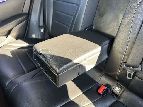 Certified 2022 Mercedes-Benz GLC 300 4MATIC Coupe image 19