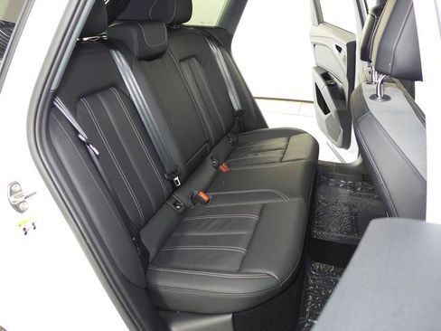 Used 2023 Audi Q4 e-tron Premium Plus w/ Premium Plus image 20