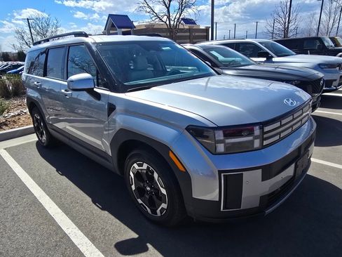 Used 2025 Hyundai Santa Fe SEL image 6