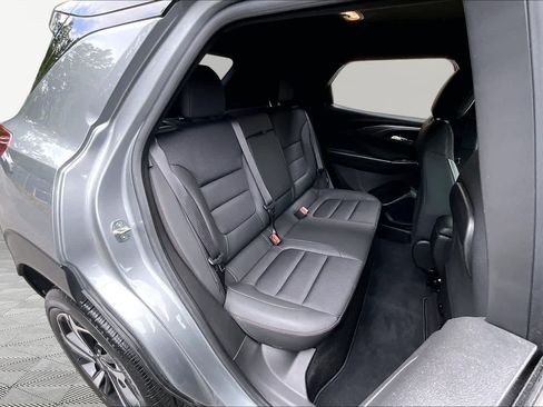 Used 2023 Chevrolet TrailBlazer RS w/ Convenience Package FWD image 20