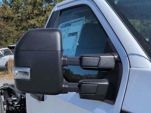 New 2026 Ford F550 XL image 11