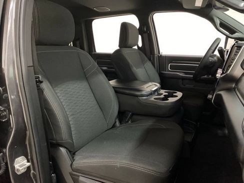 Used 2025 RAM 2500 Big Horn AWD/4WD image 78