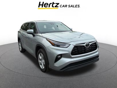 Used 2025 Toyota Highlander LE