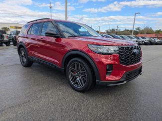 New 2026 Ford Explorer ST-Line w/ ST-Line Street Pack RWD video 2