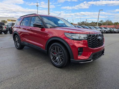New 2026 Ford Explorer ST-Line w/ ST-Line Street Pack RWD image 2