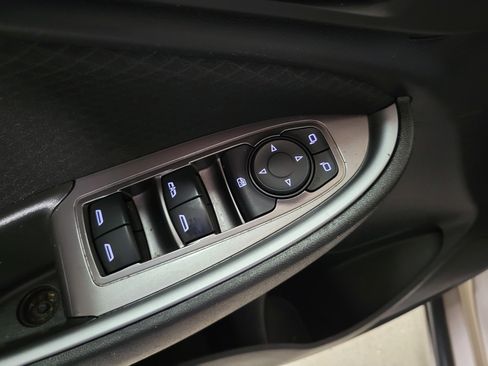 Used 2023 Chevrolet Malibu LT w/ Driver Confidence Package FWD image 19