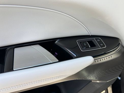 Used 2024 Cadillac Lyriq Luxury RWD image 48