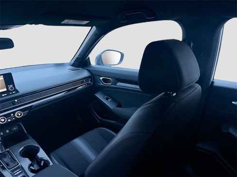 Used 2025 Honda Civic Sport image 21