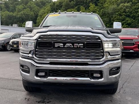 Used 2024 RAM 3500 Limited AWD/4WD image 10