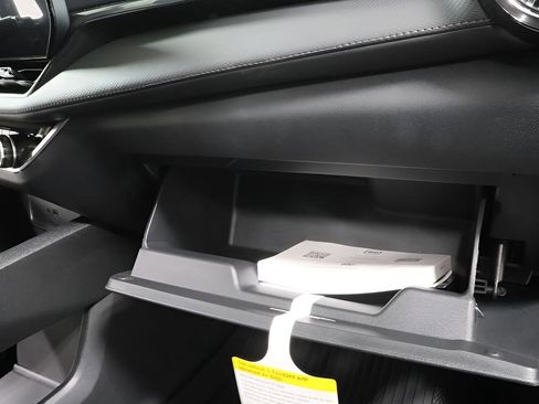 New 2026 Chevrolet Equinox LT FWD image 35