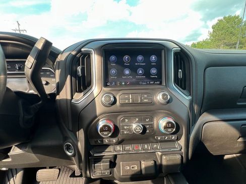 Certified 2022 GMC Sierra 2500 AT4 w/ Snow Plow Prep/Camper Package AWD/4WD image 23