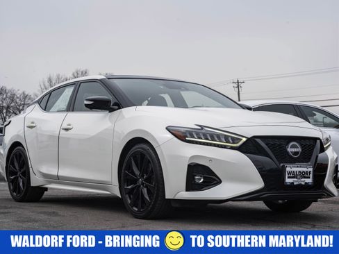 Used 2023 Nissan Maxima SR w/ Sport Mat Group image 1
