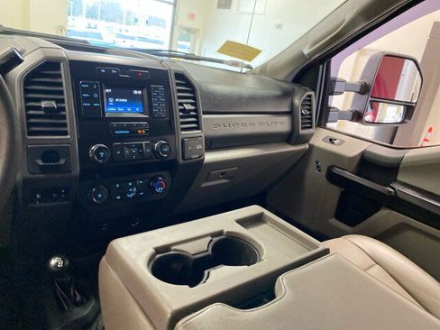 Used 2019 Ford F550 4x4 Crew Cab Super Duty image 14