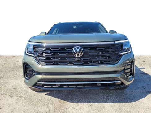 New 2026 Volkswagen Atlas Cross Sport SEL Premium R-Line AWD/4WD image 3