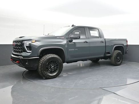 New 2026 Chevrolet Silverado 2500 ZR2 image 5
