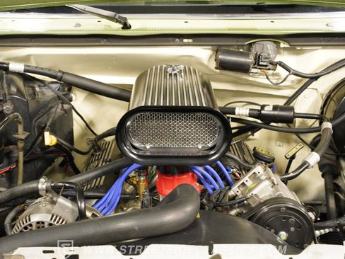 Used 1996 Ford F250 Custom XLT 4x4 image 34