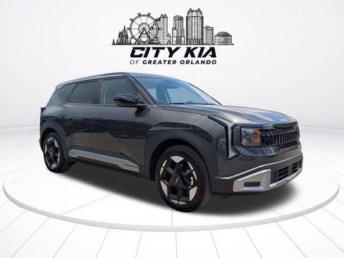 New 2027 Kia Seltos S FWD image 9