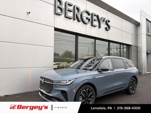 New 2026 Lincoln Nautilus Reserve image 1