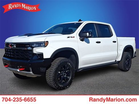 Used 2025 Chevrolet Silverado 1500 ZR2 w/ Technology Package image 1