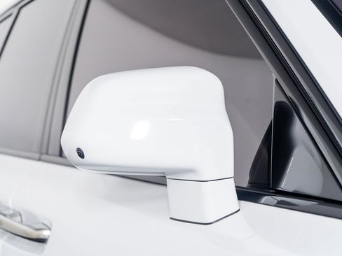 Used 2023 Rolls-Royce Cullinan Black Badge image 77