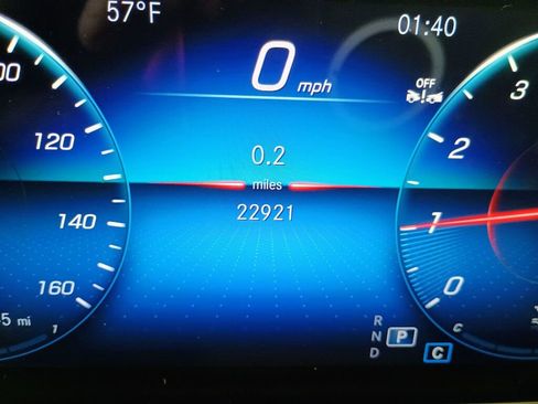 Used 2023 Mercedes-Benz GLA 250 4MATIC image 3