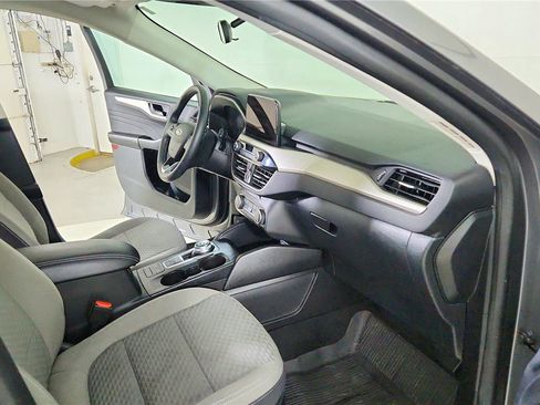 Used 2022 Ford Escape SE w/ Convenience Package image 39