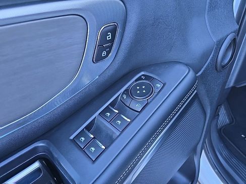 Used 2025 Ford Expedition Max Platinum image 32