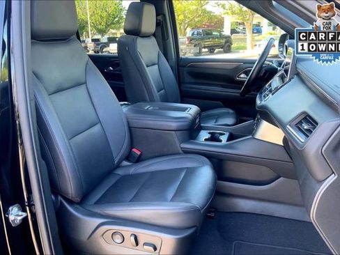 Used 2022 Chevrolet Tahoe Z71 w/ Luxury Package AWD/4WD image 7