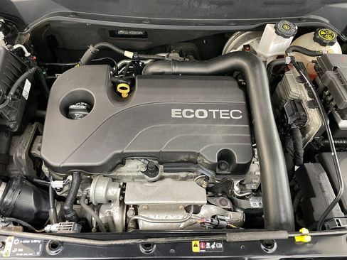 Certified 2018 Chevrolet Equinox LT image 45