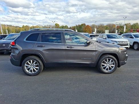 Certified 2018 Jeep Cherokee Limited image 8