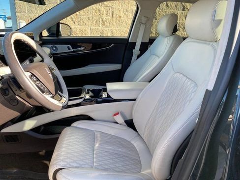 Used 2022 Lincoln Nautilus Black Label w/ Class II Trailer Tow Package image 16