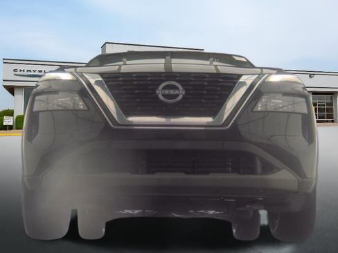 Used 2023 Nissan Rogue S AWD/4WD image 2