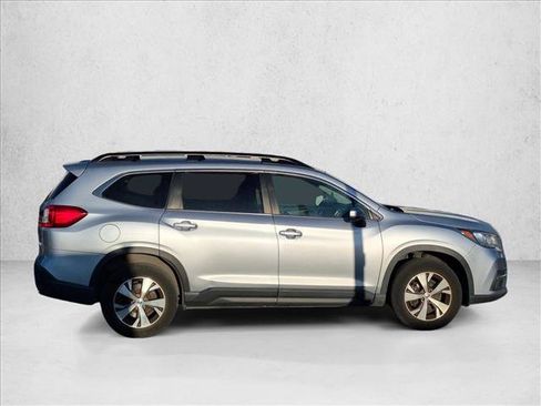 Used 2022 Subaru Ascent Premium w/ Convenience Package AWD/4WD image 4