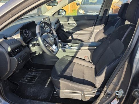 Used 2021 Nissan Sentra SV FWD image 9