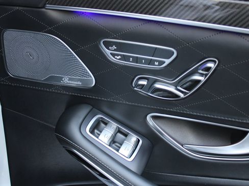 Used 2019 Mercedes-Benz S 63 AMG S 4MATIC Sedan image 29