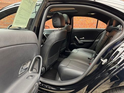 Used 2022 Mercedes-Benz A 220 4MATIC image 23