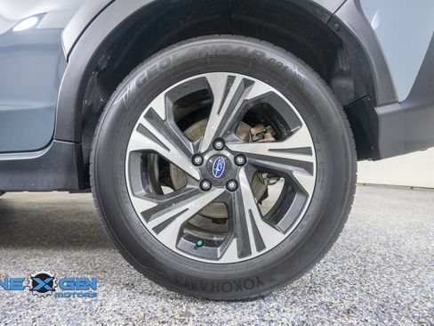 Used 2024 Subaru Crosstrek 2.0i Premium AWD/4WD image 44